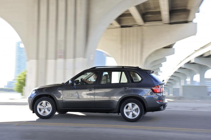  BMW X5 2011 года  (фото 181 из 190)